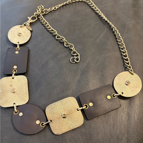 Chico’s Link Belt - Picture 4 of 8